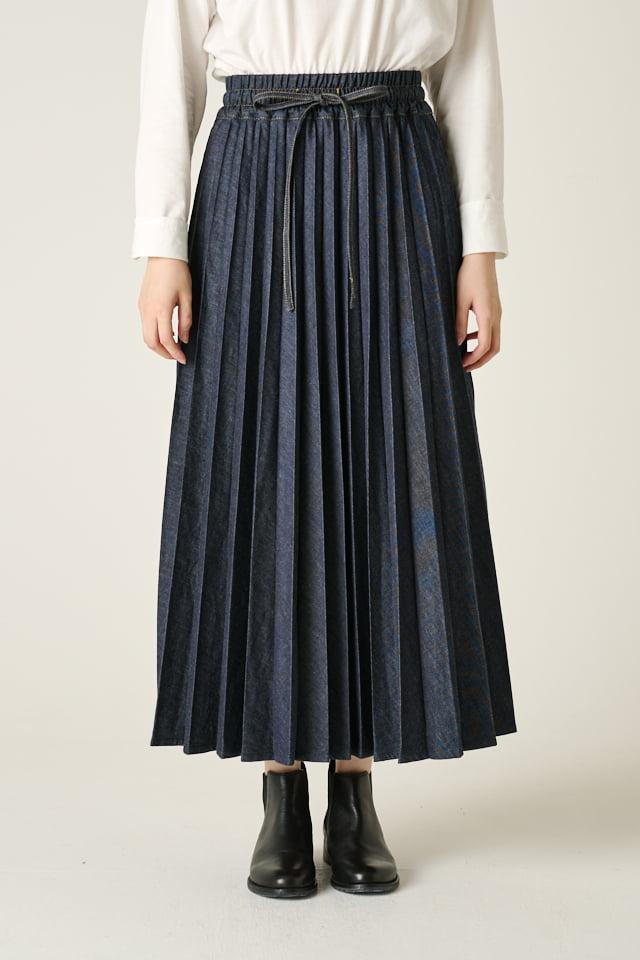 LONG PLEATS DENIM SKIRT