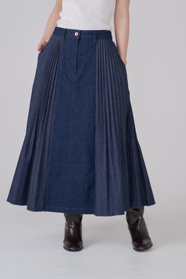 SIDE PLEATS SKIRT