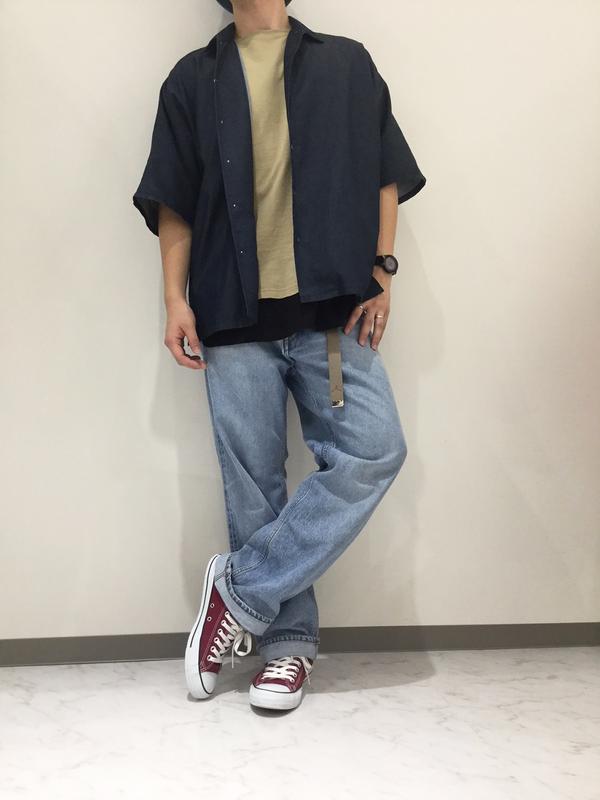 【モデル身長】 175cm 【着用】 ルーズデニムAriosto：品番RTA180HPT033 / L-BLUE / 32インチ ドルマンスリーブデニムシャツ：品番 RTA180HSH054  / INDIGO / Mサイズ ポケット付きビックTEE：RTA180HCH039  /  SAND /  Mサイズ 　