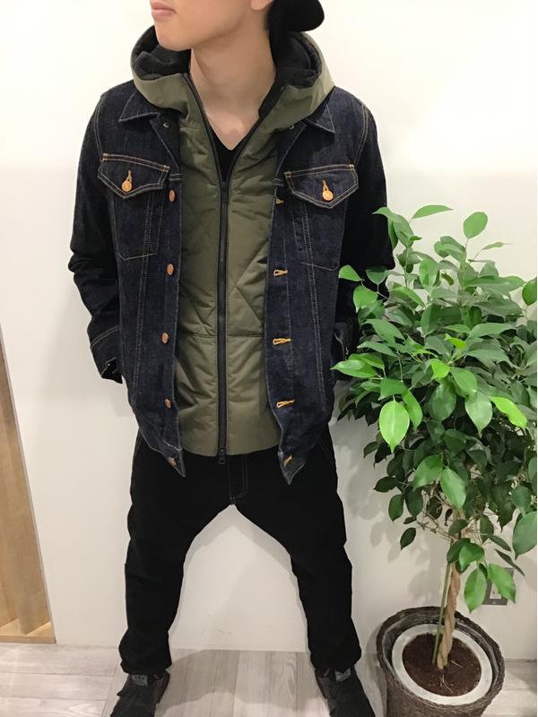 スタッフ身長  172cm  ジャケット：RTA15AW−JK007 / INDIGO / M  ボアフーデットベスト / RTA180AJK063 / KHAKI / S  パンツ：BK X BK サルエル / RTA180APT044 / BLACK / 30インチ 