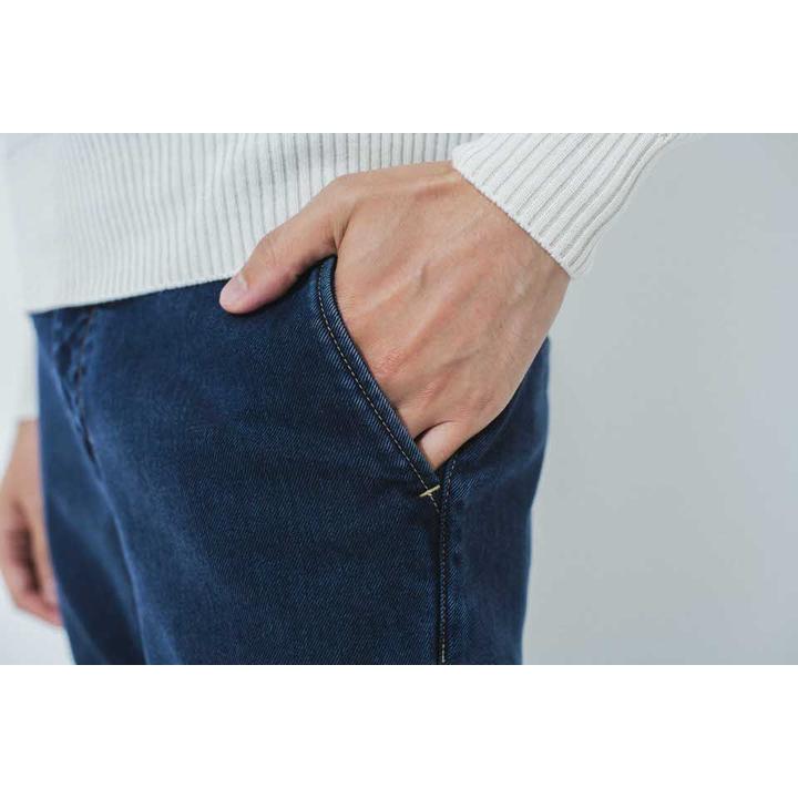 スティックパンツ
