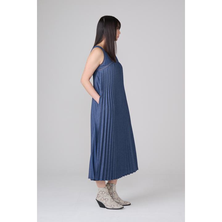 DENIM PANEL PLEATS DRESS