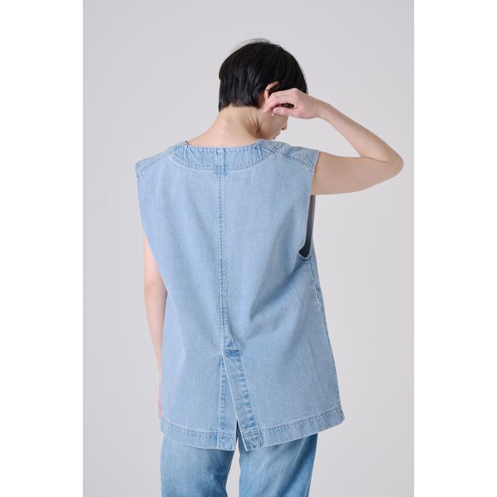 DENIM V-NECK VEST