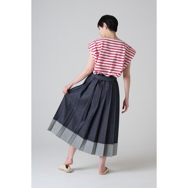 TURN-BACK PLEATS SK