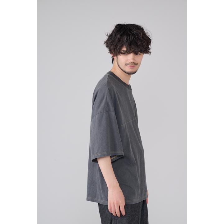 CONTRAST TEE