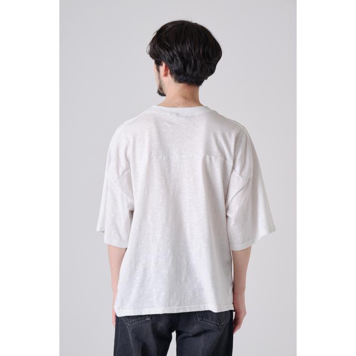 SWIITCHING TEE