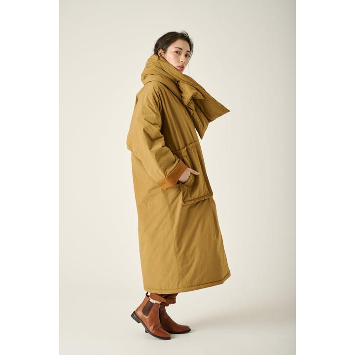 マフ付きパディングコート
