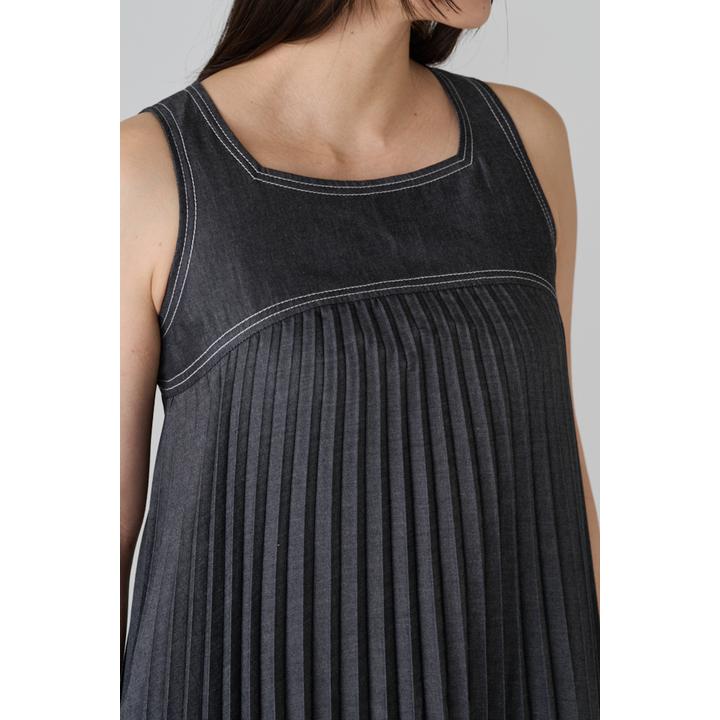 DENIM PANEL PLEATS DRESS