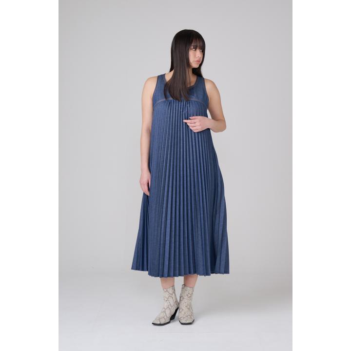 DENIM PANEL PLEATS DRESS